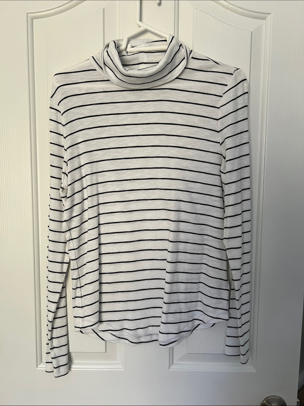 GAP Cream and Black Striped Turtleneck Long Sleeve Top